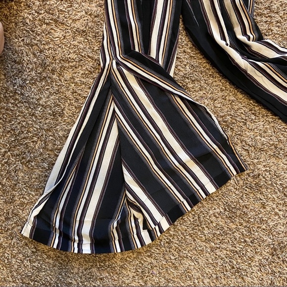 Monteau jumpsuit with pockets - Picture 4 of 8